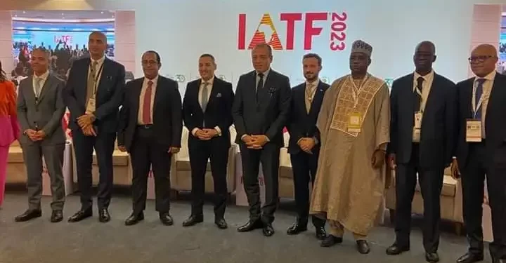 وقع البنك الإفريقي للتصدير والاستيراد "أفريكسيم بنك" اليوم الأحد على تسهيلات ائتمانية بقيمة 500 مليون دولار لمجموعة السويدي إلكتريك وشركة المقاولون العرب بهدف تمويل رأس المال العامل لمشروعاتهما في إفريقيا.