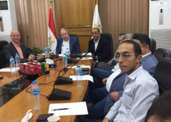 «الصناعات الغذائية» تطالب بتدخل عاجل لحل مشكلة نقص امدادات المصانع من السكر كمستلزم لانتاج منتجاتها النهائية