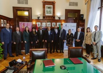 بنك مصر يوقع بروتوكول تعاون مع «قسطلي هومز» للاستثمار العقاري في  المدفوعات الإلكترونية والتمويل العقاري 