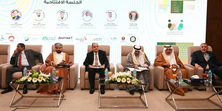 وزير الصناعة يفتتح فعاليات منتدى الأعمال الخليجي المصري الأول