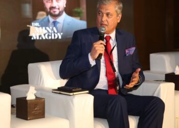 هشام أبو العطا يطالب شركة العاصمة بتيسيرات جديدة للمطورين