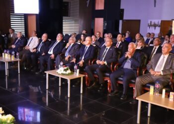 بالصور .. الغرف الصناعية تشارك في احتفالية تفويض اتحاد الصناعات بإدارة الجامعة التكنولوجية بمدينة نصر