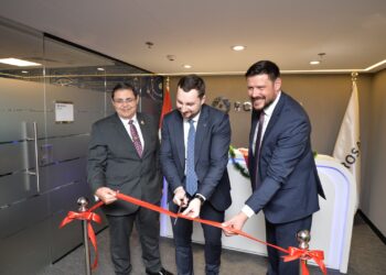 بالصور .. "روساتوم" العالمية للطاقة النووية تدشّن فرعها الرئيسي في القاهرة