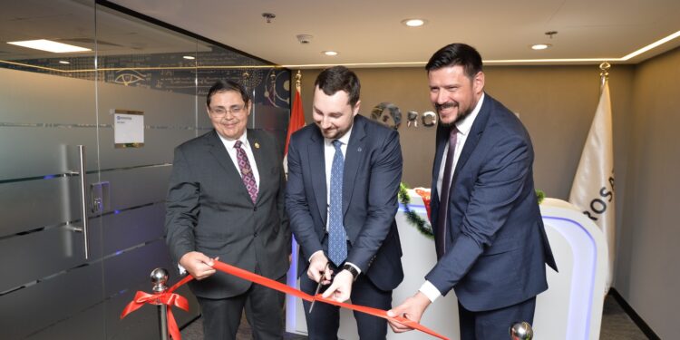 بالصور .. "روساتوم" العالمية للطاقة النووية تدشّن فرعها الرئيسي في القاهرة