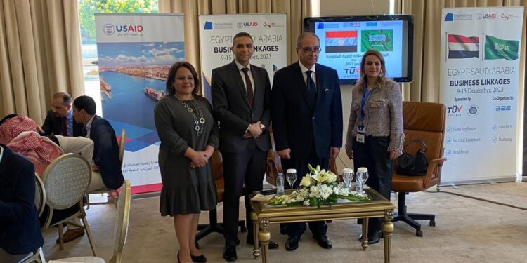 بالصور .. المجلس التصديري للصناعات الهندسية يطلق بعثة تجارية للسعودية بمشاركة 16 شركة