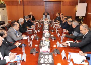 «التنمية الصناعية» تواصل مباحثاتها لتطوير منطقة شق الثعبان للرخام والجرانيت