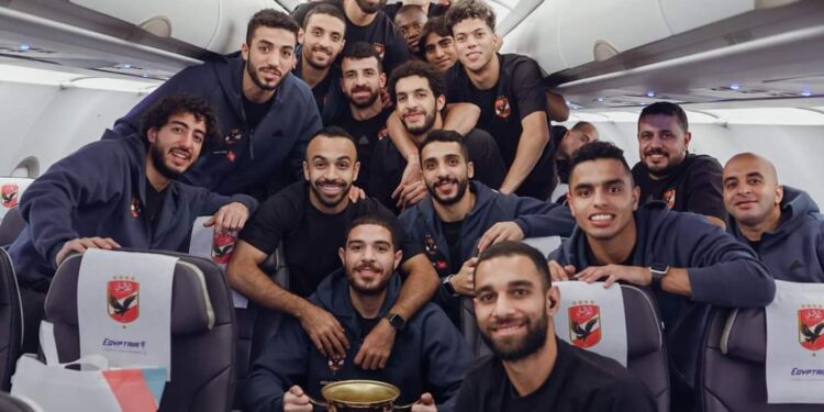 مصر للطيران تسير ٣ رحلات خاصة إلي أبوظبي لعودة الفرق المشاركة في كأس السوبر