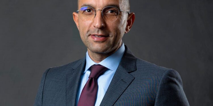 من هو محمود الغواص الرئيس التنفيذي الجديد لشركة ميد تقسيط ؟