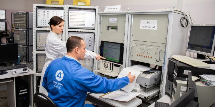 مؤسسة من روساتوم تشارك في تصميم القمر الاصطناعي للأرصاد الجوية "أركتيكا-م" رقم 2