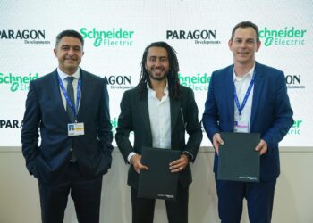 اتفاقية تعاون بين شنايدر إلكتريك وباراجون للتطوير العقاري لتعزيز الاستدامة في المباني الإدارية