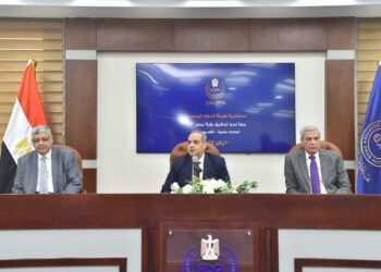 هيئة الدواء تكرم المصانع الرائدة في إنتاج مستحضرات التجميل بعد زيادة صادرات القطااع لأكثر من مليار دولار