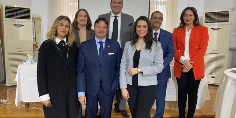 "التجارة السويسرية" توقع مذكرة تفاهم مع مدرسة SSM للإدارة لتدريب وتطوير العاملين بالغرفة