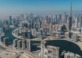 محمد بن غاطي: مخزون الأراضي لدى “بن غاطي” يرتفع إلى 20 مليار درهم