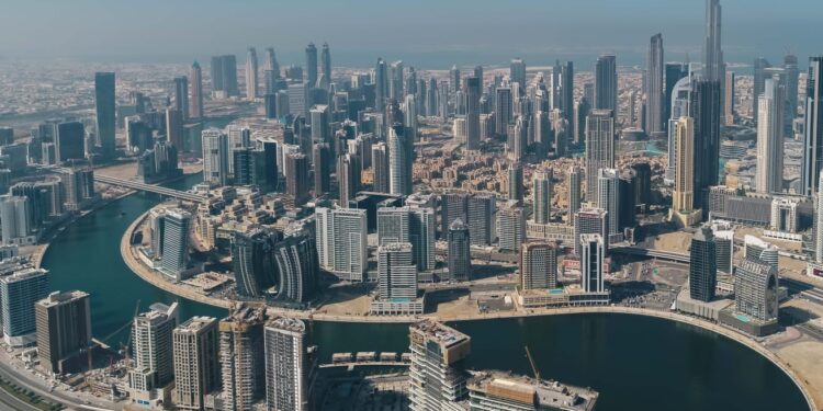 محمد بن غاطي: مخزون الأراضي لدى “بن غاطي” يرتفع إلى 20 مليار درهم