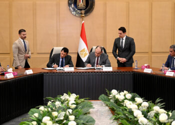 بروتوكول تعاون بين «الصناعة» و «الرياضة» لتنسيق ملفات رعاية الشباب والنشء وربطهم بأهداف التنمية الصناعية