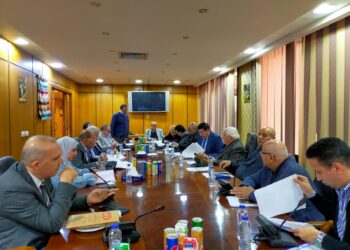 «الصناعات النسيجية» تعتزم التعاقد مع مكتب استشاري لوضع استراتيجية لتنمية القطاع ودراسة 14 فرصة استثمارية جديدة