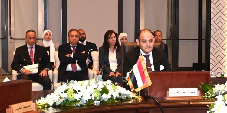 وزير الصناعة يشارك في الاجتماع الرابع للجنة العليا للشراكة الصناعية التكاملية بين مصر والإمارات والأردن والبحرين