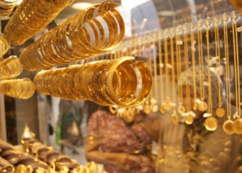 جولد بيليون : الذهب يسجل أعلى مستوياته في أسبوع مدفوعًا بتوترات الشرق الأوسط وضعف الدولار