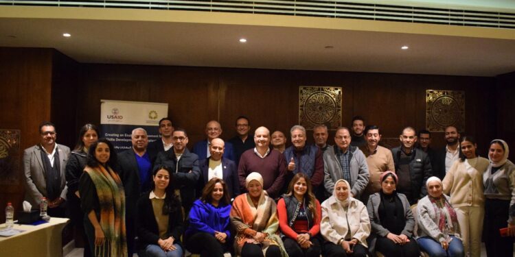 بالصور .. اتحاد الصناعات : برنامج جديد للقيادات التنفيذية حول مهارات الاتصال في عصر الذكاء الاصطناعي