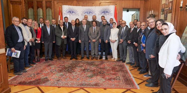 جمعية رجال أعمال اسكندرية تبحث مع القنصل الليبي مزيد من فرص الاستثمار