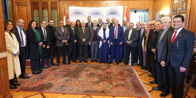 «رجال أعمال اسكندرية» تلتقي مع القنصل السعودي  لبحث التعاون المشترك