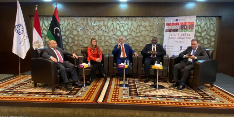 «تصديري الهندسية» : 15 شركة بالقطاع تبحث زيادة الصادرات إلي ليبيا