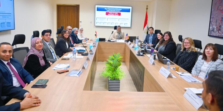 «الصناعة» تستضيف ورشة عمل لتبادل الخبرات المصرية والأمريكية في مكافحة الدعم والرسوم التعويضية