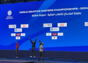 السباح المصري أحمد ندا يفوز بالمركز الأول في بطولة العالم للألعاب المائية للأساتذة
