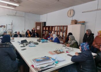 غرفة الملابس تنظم حملات توعية بالصحة الإنجابية للعاملين بشركة مصر العامرية