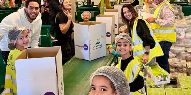 قناة للسكر تشارك بنك الطعام في نشر الفرح فى شهر رمضان