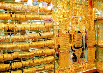 قفزة جديدة في أسعار الذهب.. والدولار يتراجع أمام شهية المستثمرين