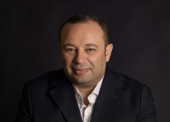 رئيس شركة DCI PLUS يطالب بمشاركة المكاتب الاستشارية المصرية في تخطيط وتصميم "رأس الحكمة"