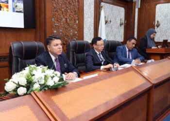 «التنمية الصناعية» تبحث مع مجلس المنسوجات الصيني سبل التعاون الصناعي والفرص الاستثمارية المشتركة