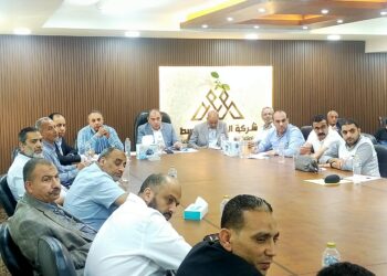«مستثمري 15 مايو» تعقد اجتماعا موسعًا مع رئيس الجهاز لمناقشة مشكلات ومطالب المصانع
