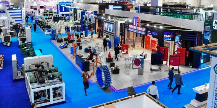 الحكومة تُلزم شركات المعارض المصرية بالحصول على تراخيص قبل تنظيم أي فعاليات