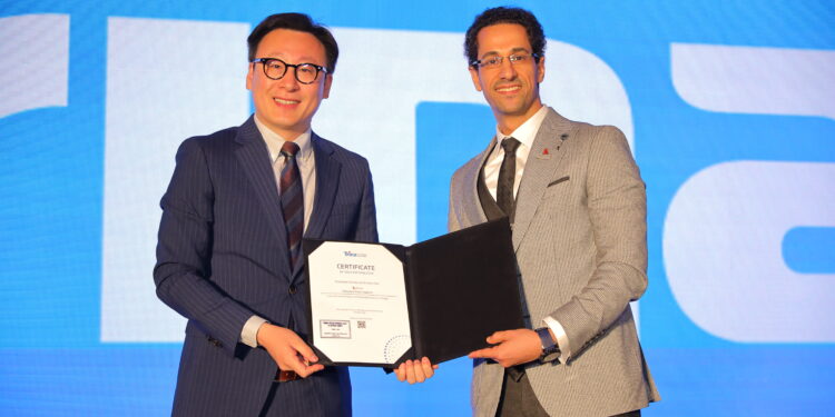 بالصور .. «ماريزاد» توقع إتفاقية حصرية مع «ترينا سولار» الصينية لتوزيع الألواح والمكونات الشمسية في مصر