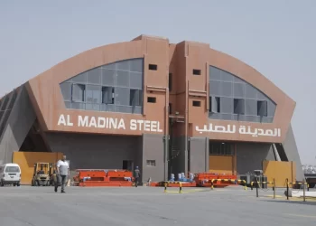 عبدالعظيم: "المدينة للصلب" تنتج 540 ألف طن حديد سنوياً .. وخطة لمضاعفته خلال عامين