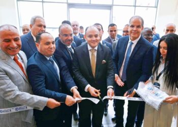 وزير الصناعة يفتتح الدورة الثامنة للمعرض والمؤتمر الدولي للتكييف بمشاركة ٣٥٠ شركة