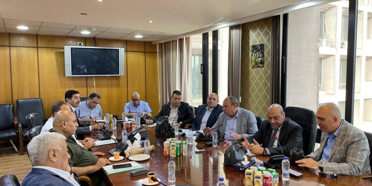 غرفة الصناعات النسيجية تدعو رئيس «التنمية الصناعية» لاجتماع عاجل لبحث مشاكل القطاع