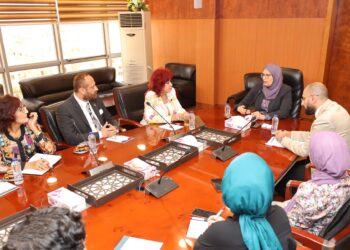 رئيس التنمية الصناعية تبحث مع اتحاد المستثمرات العرب الترويج للاستثمار الصناعي