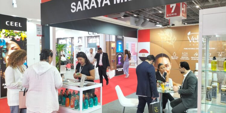 بالصور .. هيئة المعارض تشارك بجناح كبير في معرض Beauty Eurasia في تركيا