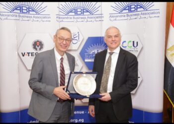 جمعية رجال أعمال إسكندرية تبحث مع سفير استراليا فرص الاستثمار