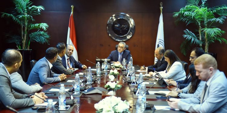 "بلاك آند ديكر" الأمريكية تخطط لإنشاء أول مصنع لها في مصر لإنتاج المعدات والأدوات الكهربائية  