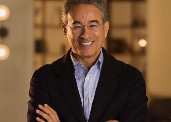 العبار يعدد مزايا تمديد موسم السياحة في مراسي العلمين