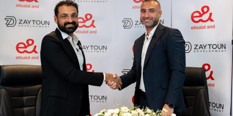 “إي آند بيزنس” تتعاقد مع “زيتون العقارية” لتقديم أحدث الخدمات التكنولوجية الذكية في مشروعاتها