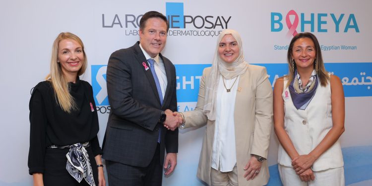 «لاروش بوزيه» تدعم محاربات السرطان في مؤسسة بهية من خلال برنامج “Fight with Care”