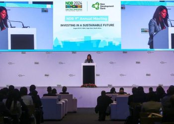 وزيرة التخطيط: نُنفذ برنامج إصلاح اقتصادي وهيكلي شامل لتعزيز استقرار الاقتصاد الكلي