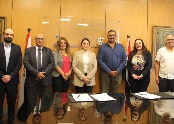 "تحديث الصناعة" يتعاون مع "ام سي في" لتعميق التصنيع المحلي في قطاع السيارات