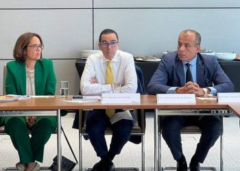 الخطيب يبحث مع مسؤولي مؤسسة Jefferies  العالمية مستجدات الاستثمار الأجنبي المباشر في مصر