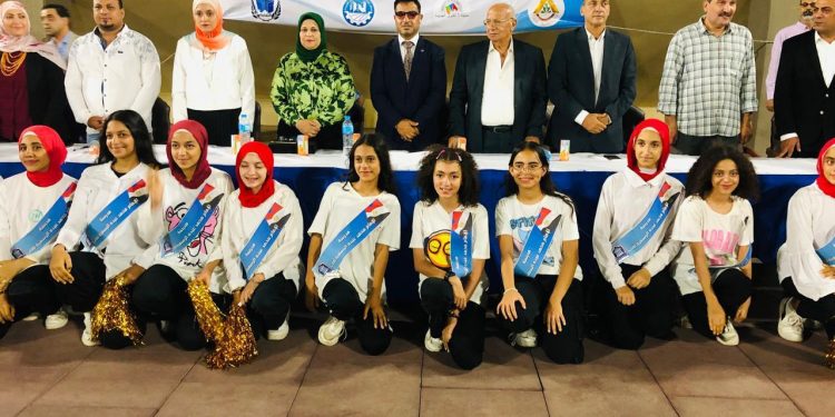 بالصور .. مجلس أمناء أكتوبر الجديدة يُكرم أوائل الطلبة والموهوبين